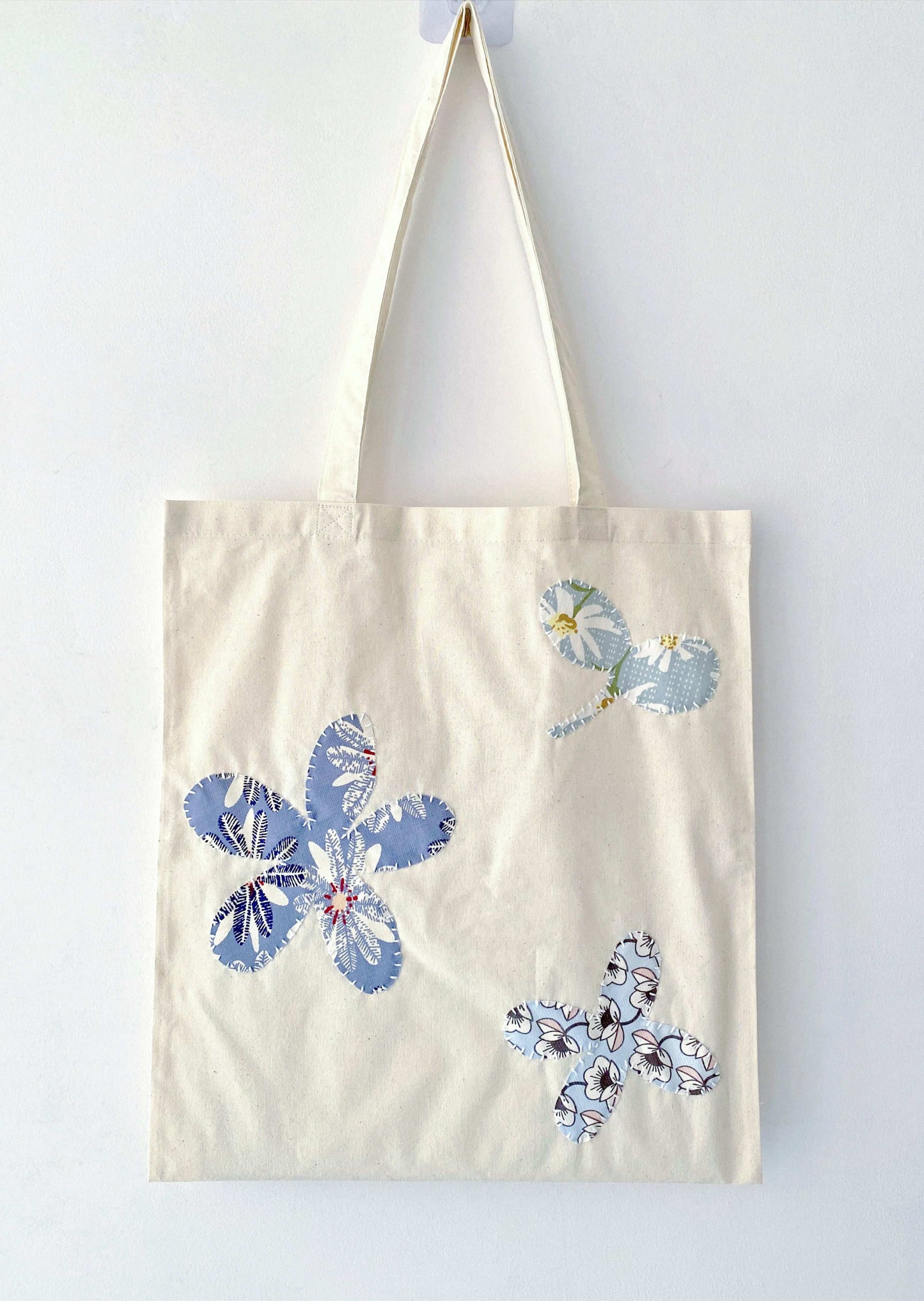 elegant cotton canvas shoulder tote perfect for eco gift giving