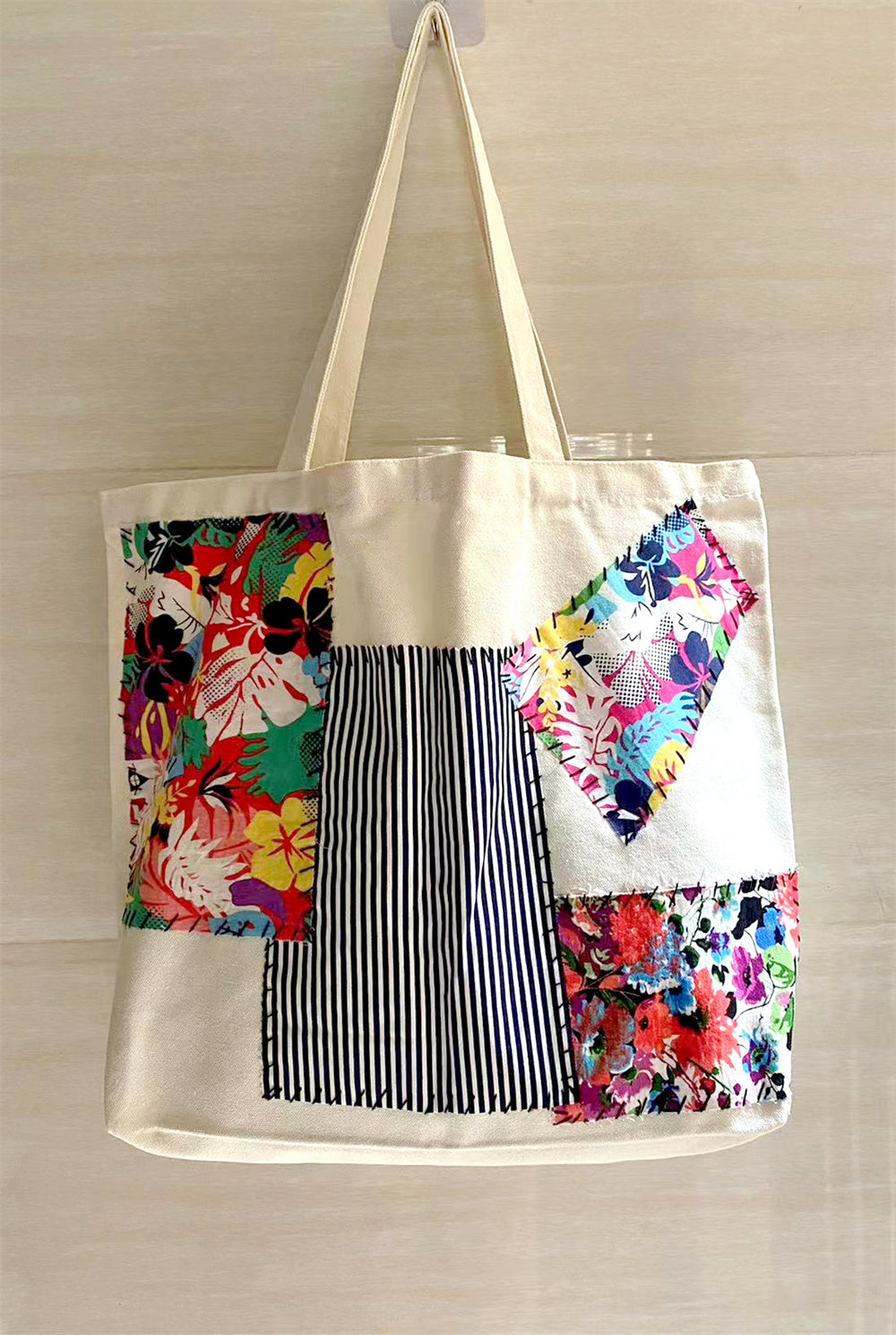 Sturdy Canvas Tote Bag Featuring Diy Handmade Patchwork Patterns for Fashionable Use