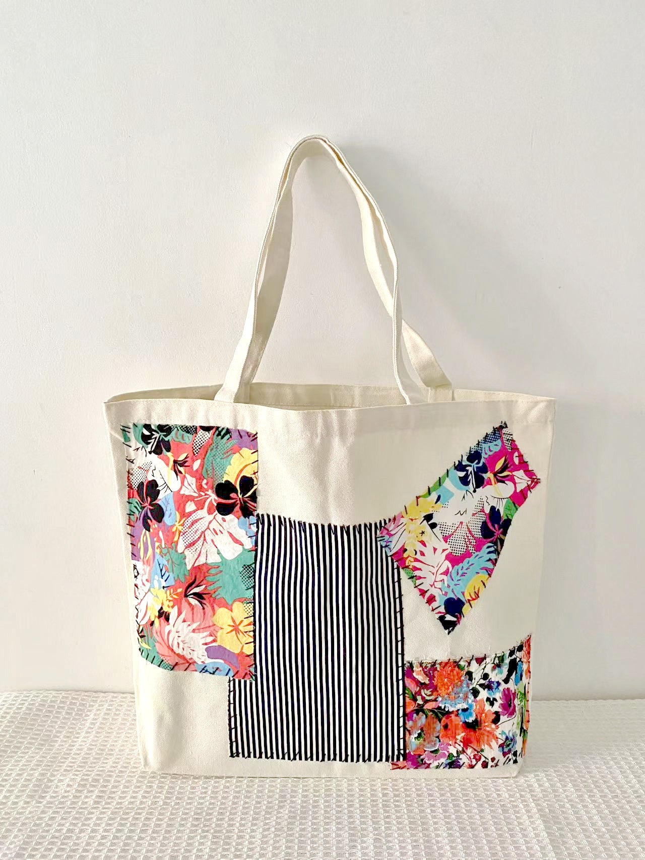 Eco-Friendly Durable Canvas Shoulder Bag With Unique Patchwork Design