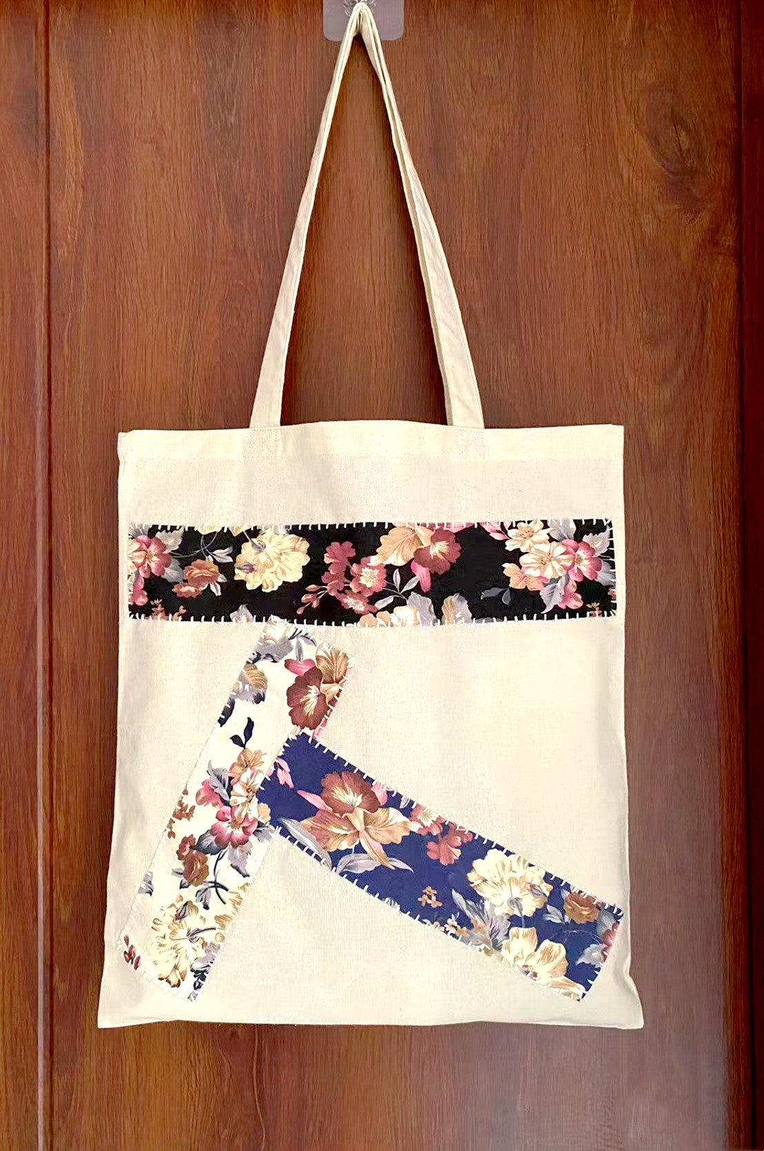 Hand-Sewn Patchwork Shoulder Bag for Sewing Enthusiasts