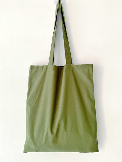large carry bag made from breathable cotton for effortless chic