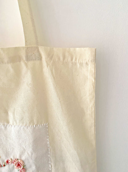 Feminine soft tote with rose and cat motif