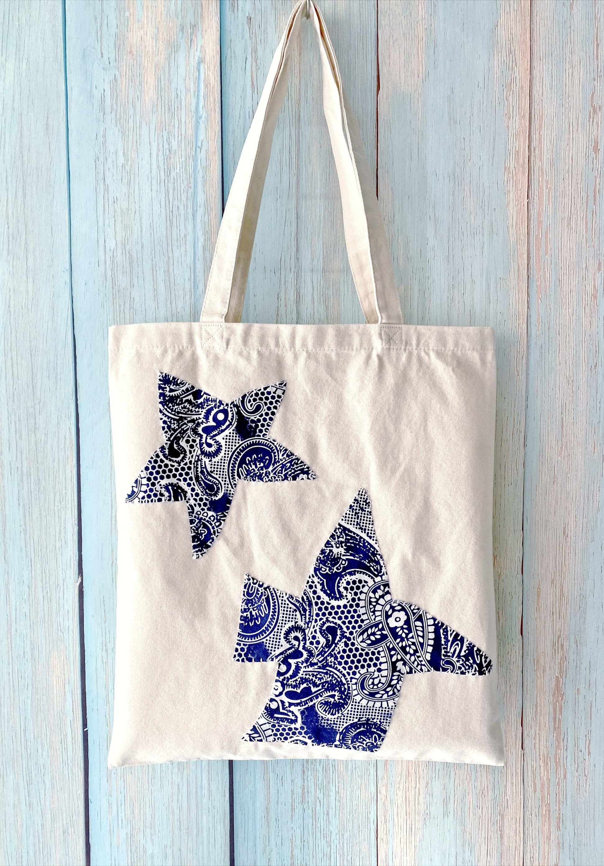 cotton canvas shoulder bag for brunch dates and creative studios