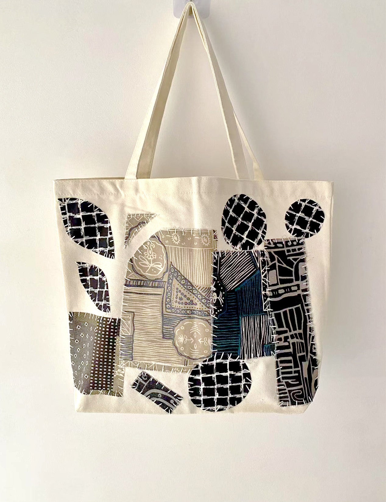 Handcrafted Eco-Friendly Canvas Tote Bag with DIY Patchwork Design for Hand or Shoulder Carry