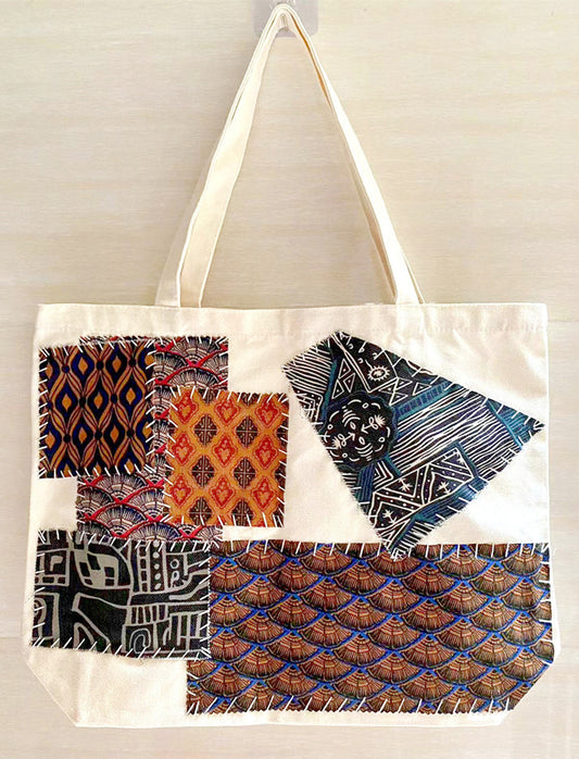 Custom-Made Large Capacity Canvas Tote Bag with Hand-Stitched Patchwork and Durability