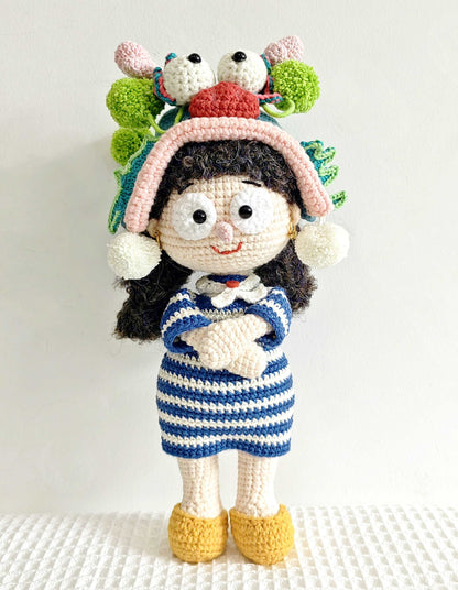 Artisan Knitted Figurine Ornaments for Home Decoration
