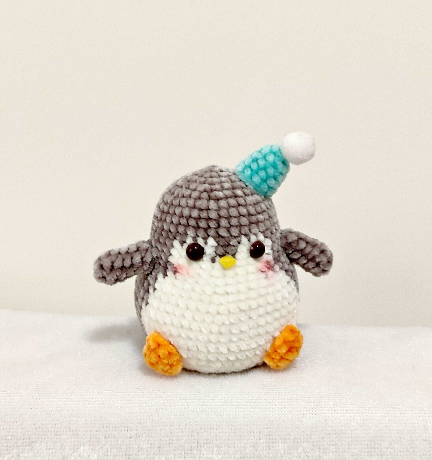 Charming Crochet Penguin Ornament for Party Favors