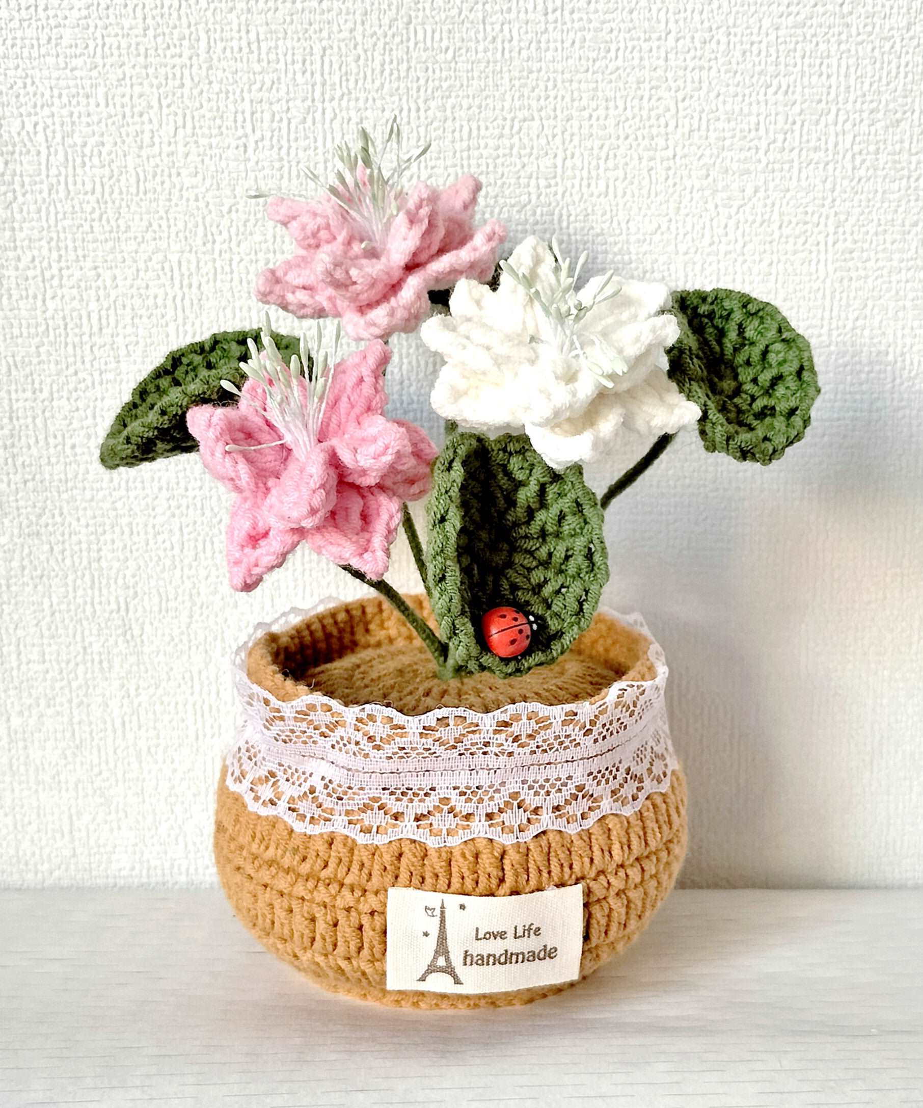 Elegant Crochet Blossom Pots for Table Centerpieces