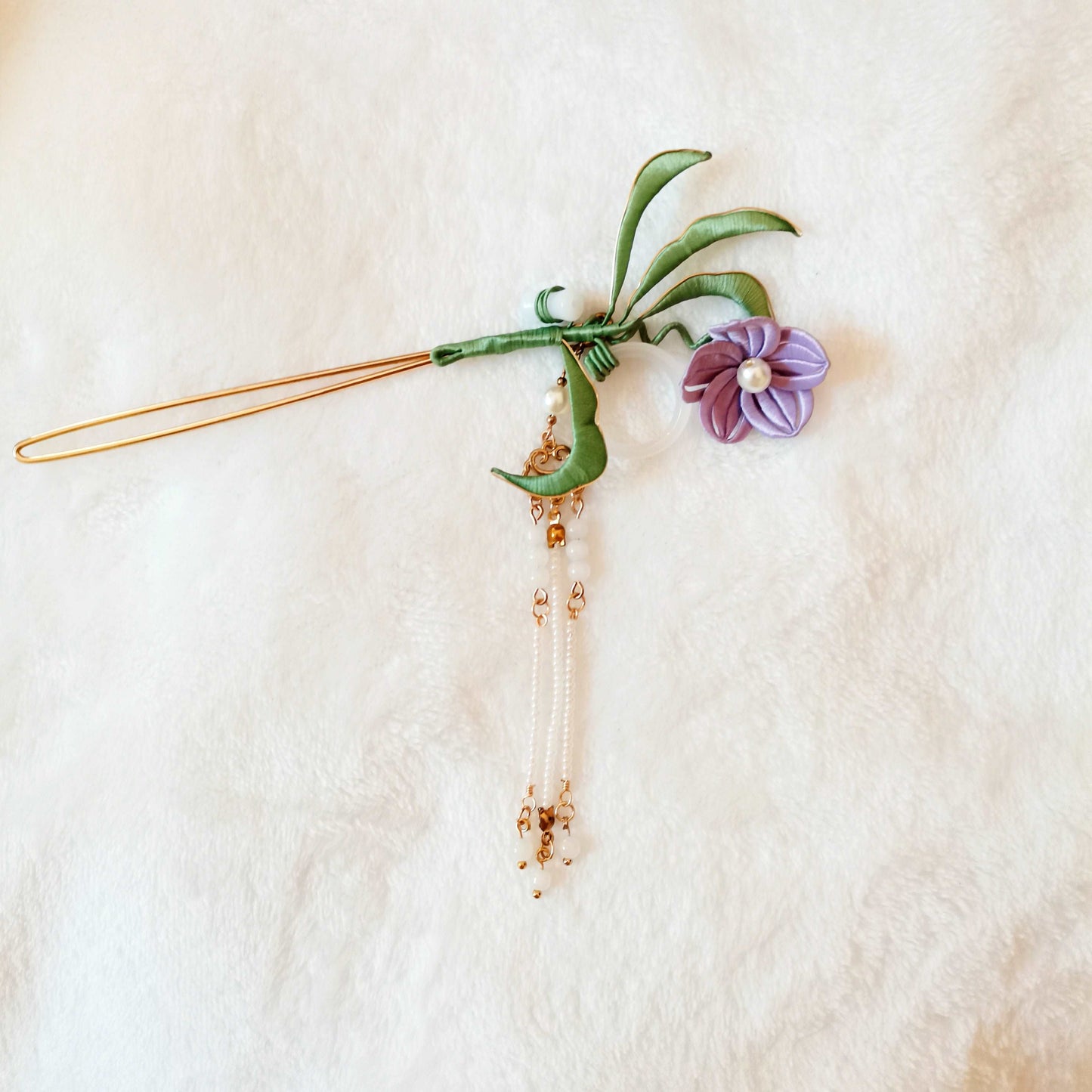 Handmade Hairpins for Bridal Hairstyles That Add a Touch of Glamour