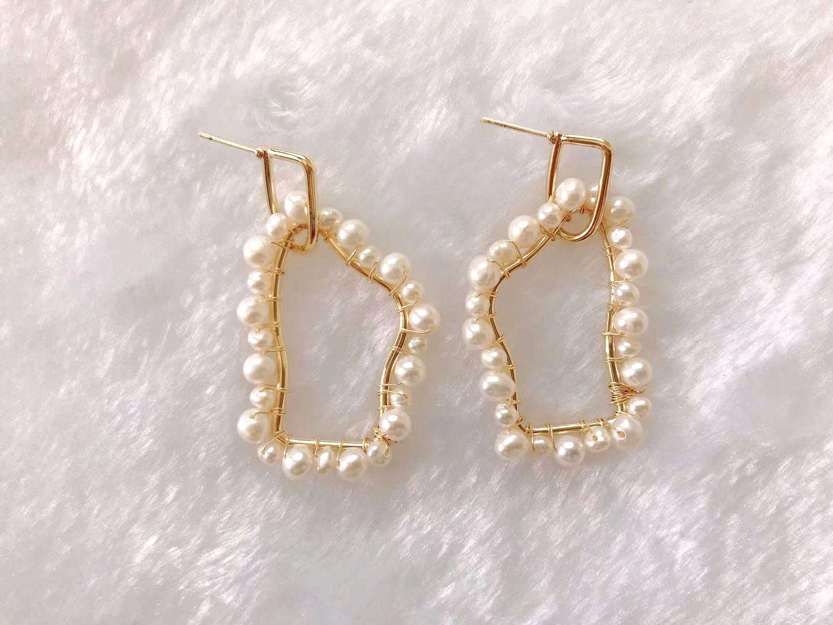 Handcrafted Pearl Earrings