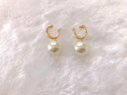 Handmade Pearl Stud Earrings