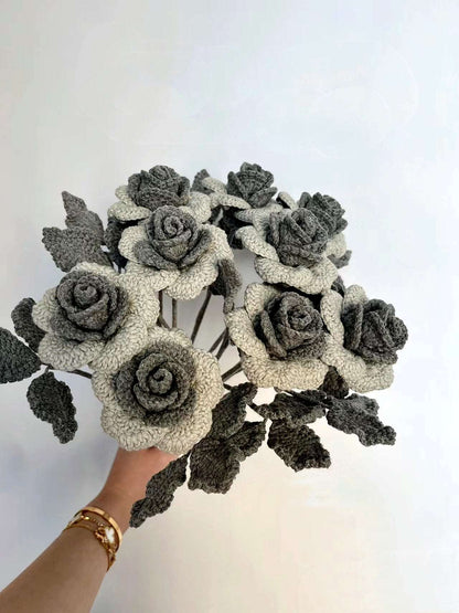 Handmade Rose Bouquet for Anniversary Celebrations