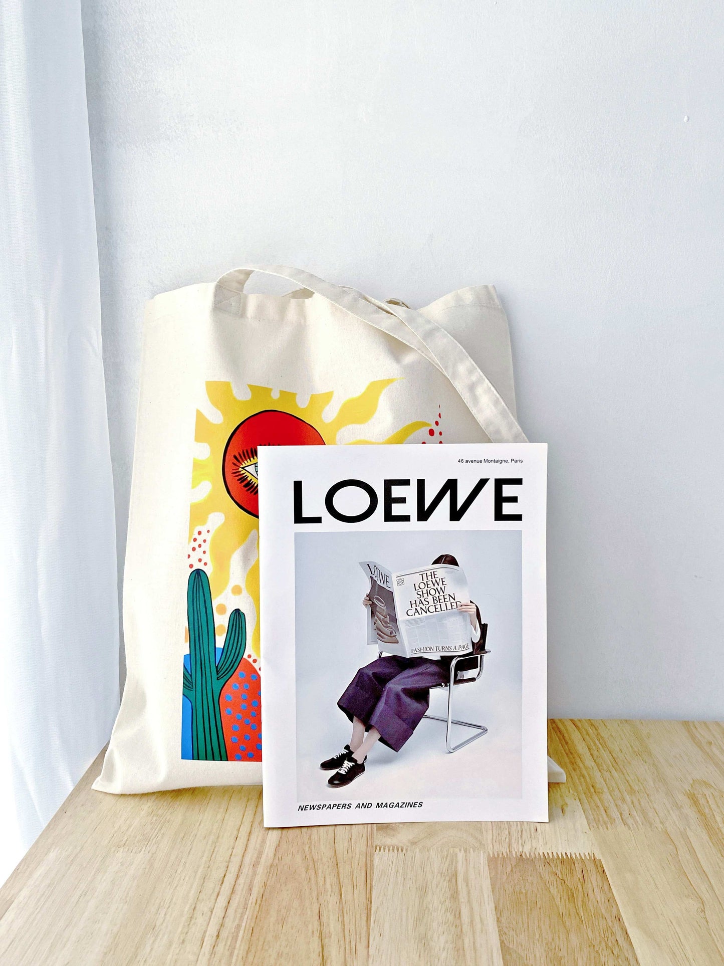 Large cotton bag ideal for art-inspired gifting occasions.
