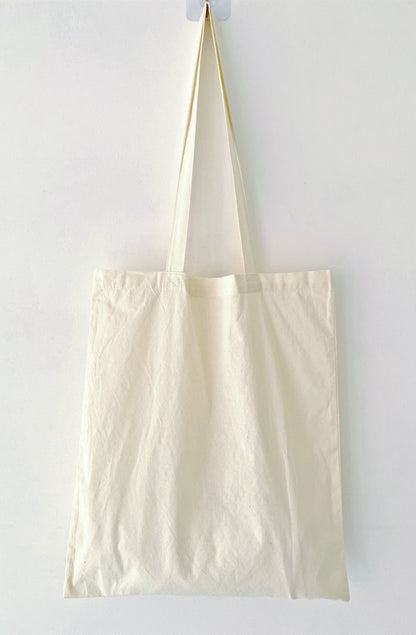 Eco-conscious gift idea: cotton bag with leaf pattern