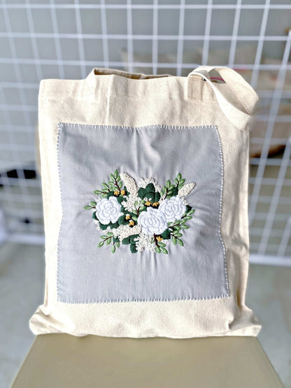 Creative embroidered floral canvas shoulder bag, natural material tote ideal as a unique gift for birthdays, Mother’s Day, or Christmas.