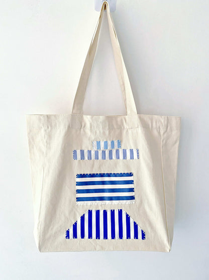 Extra large sustainable tote for eco-conscious women on the go