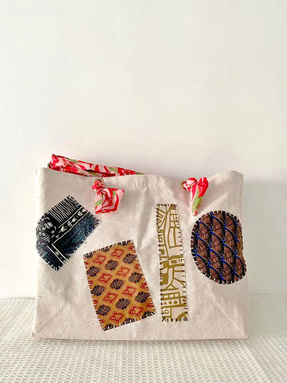 Custom-Made Canvas Tote Bag with DIY Patchwork for Sustainable Fashion