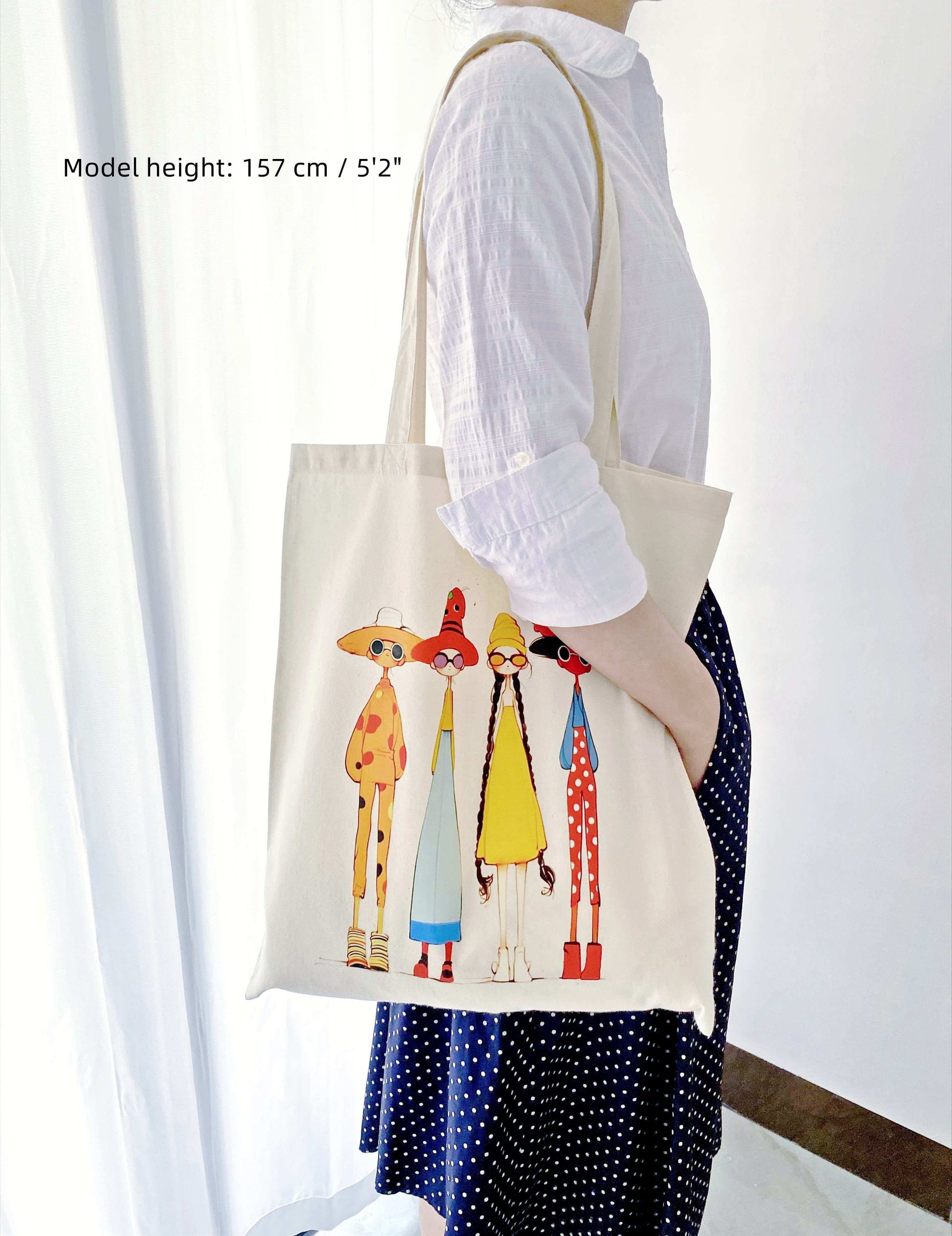 Natural cotton bag designed for mindful slow-living routines.