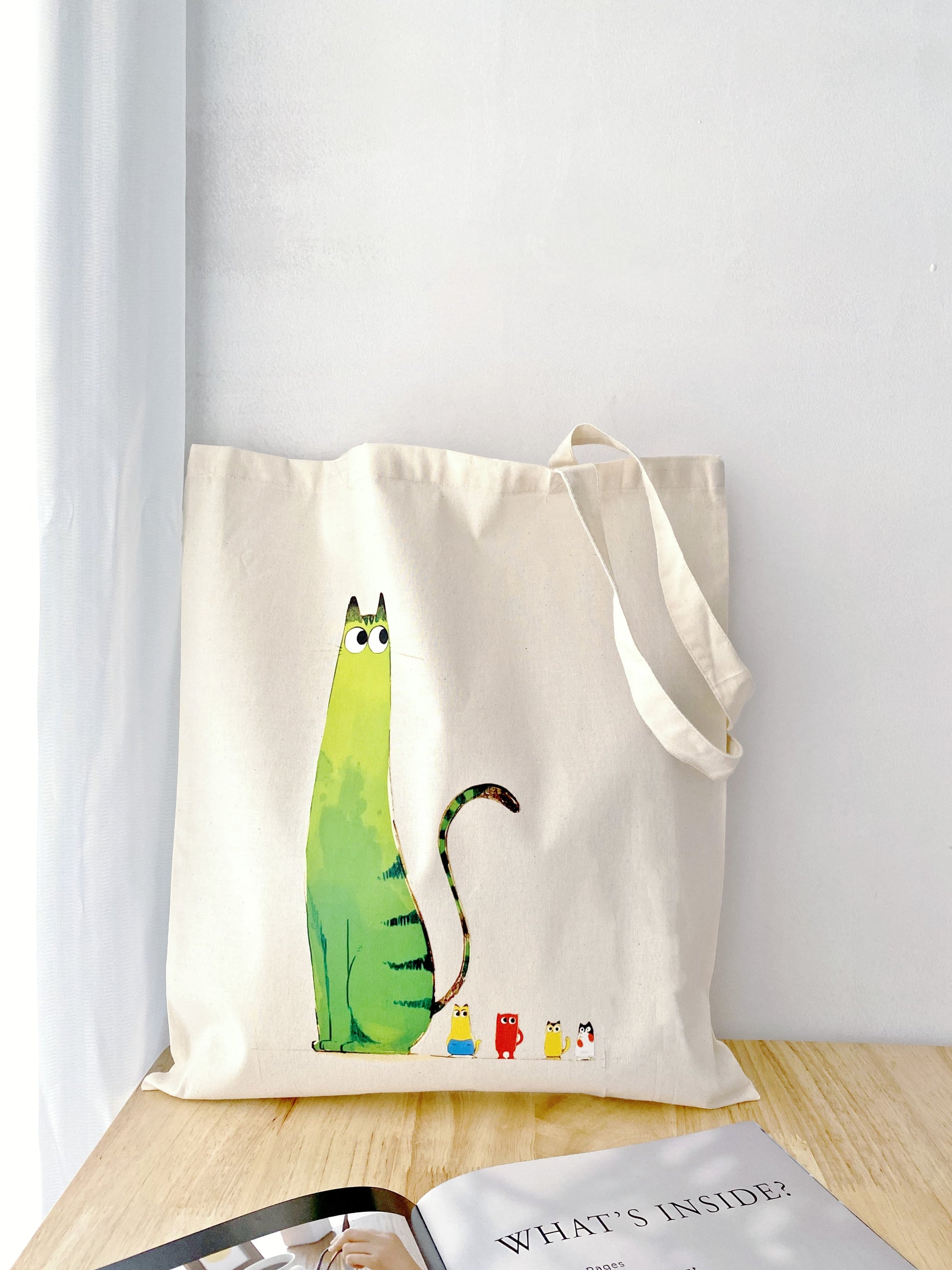 minimalistic eco-friendly tote with cat print