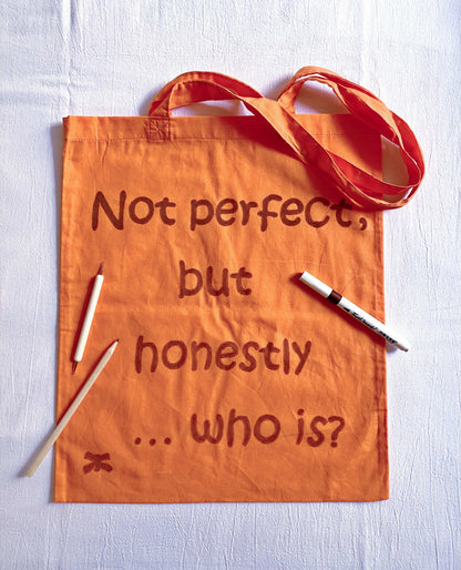 ultra-light natural-fiber tote bag suited for gifting and everyday carry