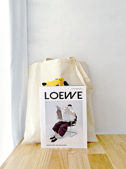 minimalist tote bag featuring dog motif