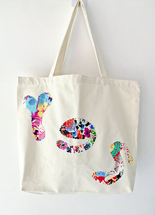 Neutral color cotton canvas shoulder bag with handmade patchwork