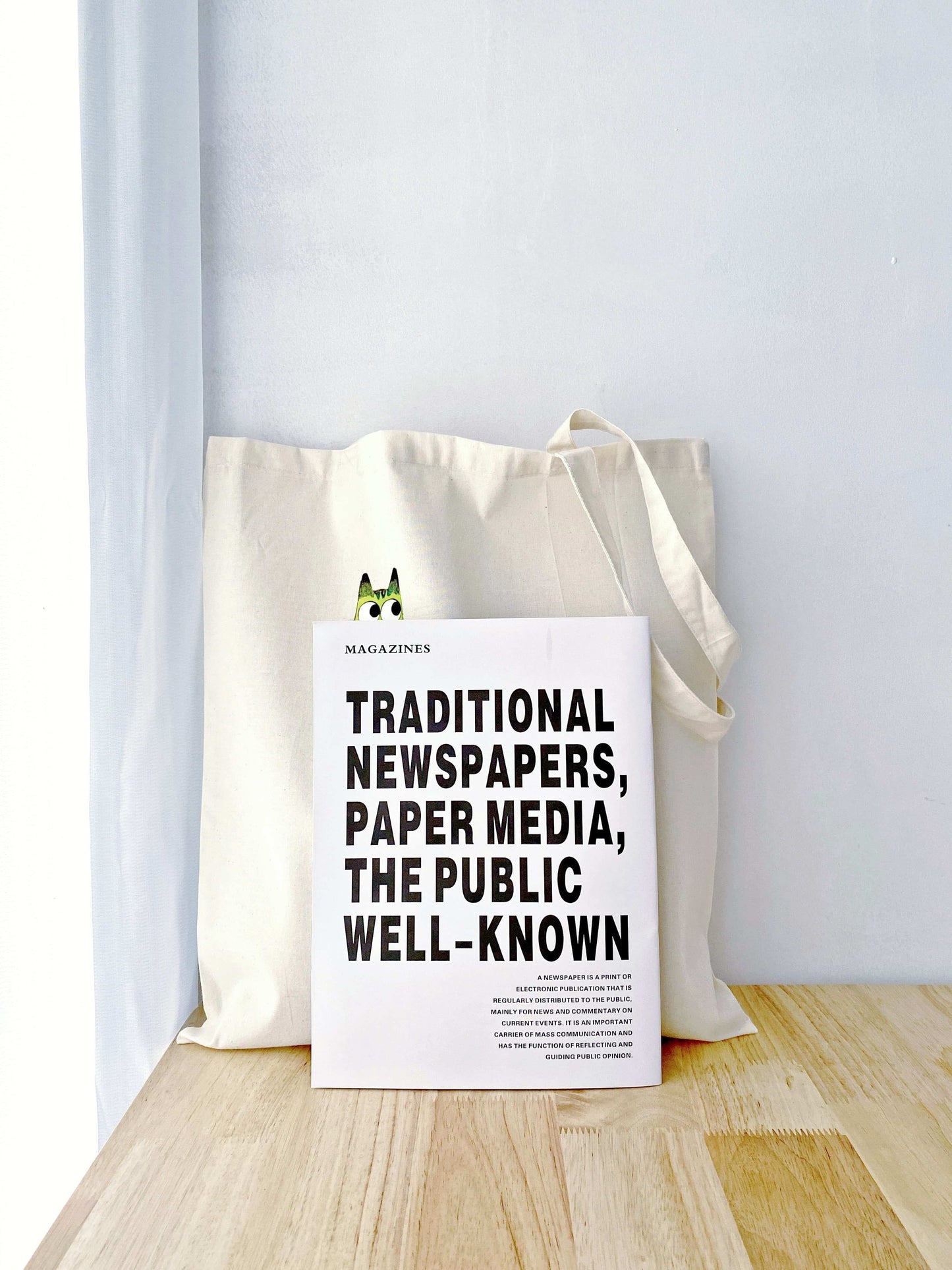 Relaxed eco tote that suits both city commutes and beach weekends.