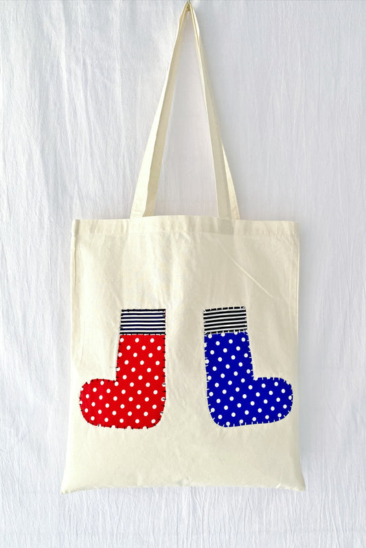 Oversized shoulder tote for women who value handmade details
