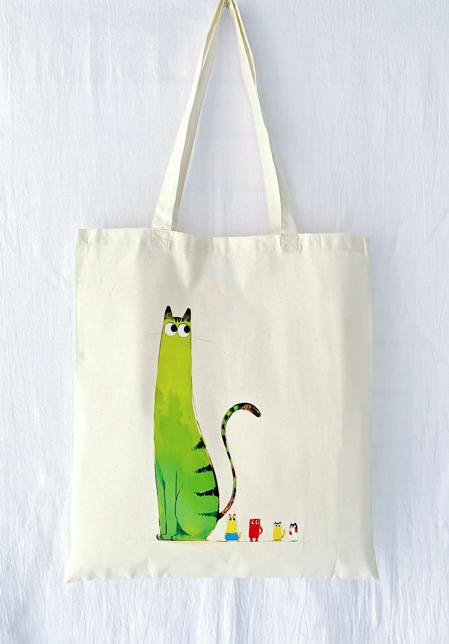 Eco cotton tote that reflects simple beauty and responsible living.