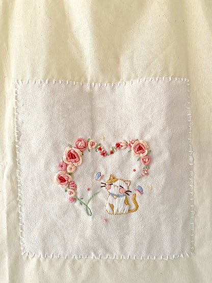 Eco-friendly handmade bag with kitty detail