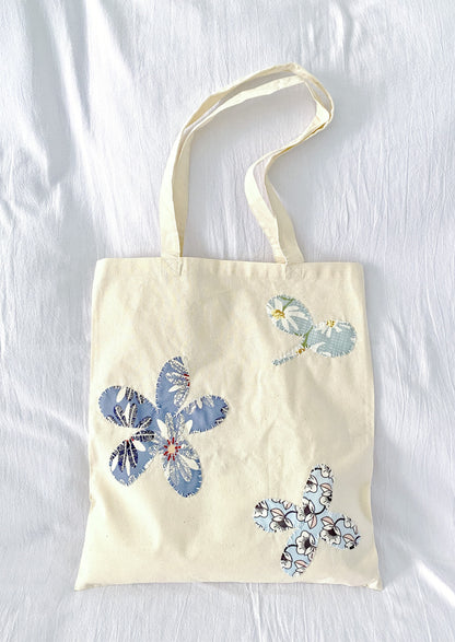 relaxed style tote bag perfect for minimal outfits