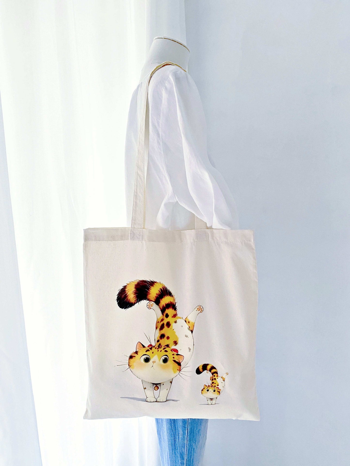 Large capacity natural cotton tote perfect for slow living and casual outfits