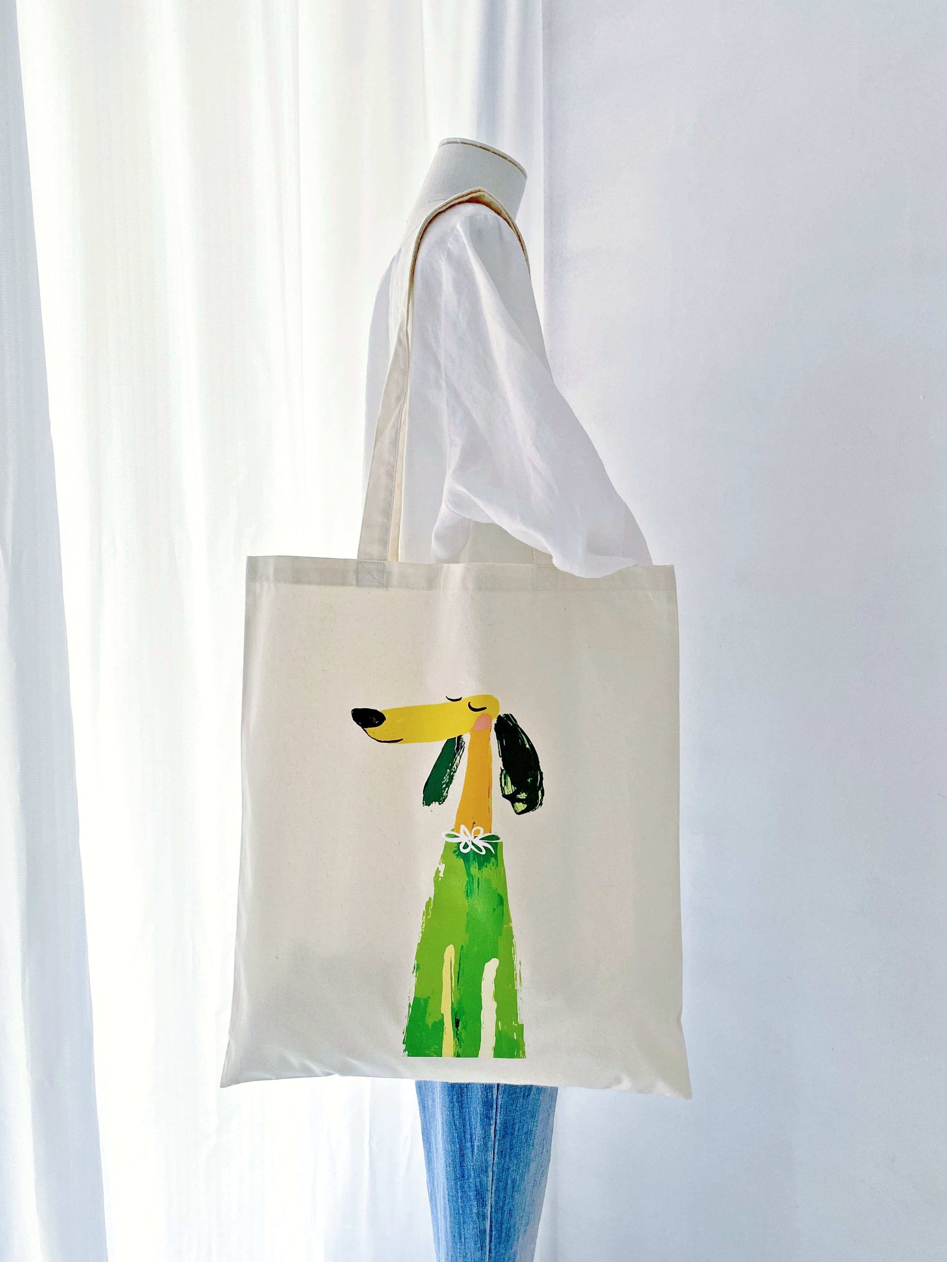 Ultra-light cotton bag perfect for market days and Sunday brunches.