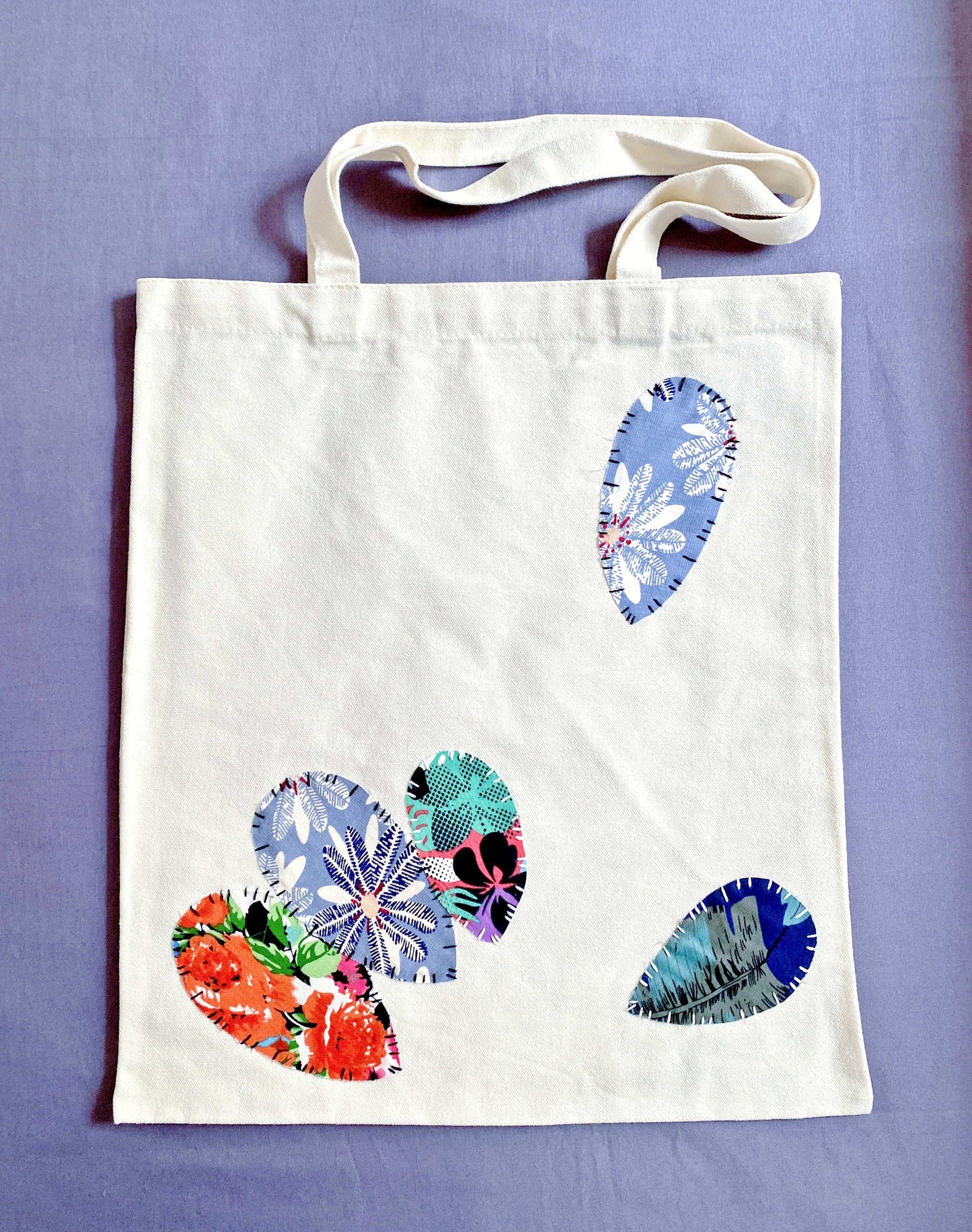 Timeless handmade-inspired canvas bag for art lovers and eco minimalists