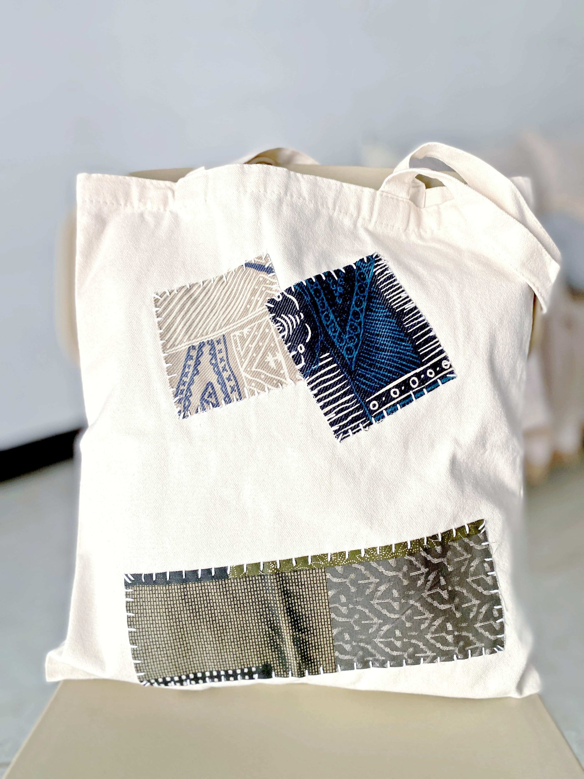 creative unique design handbag for thoughtful gifts